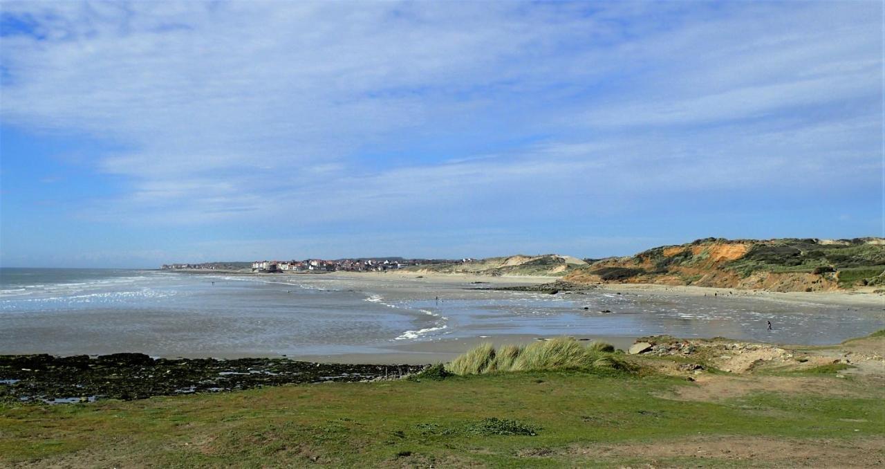 Gîte   Les Oyats   à 400 m de la plage Équihen-Plage Exterior foto