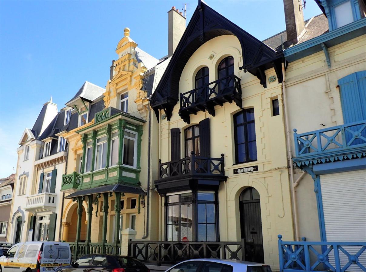 Gîte   Les Oyats   à 400 m de la plage Équihen-Plage Exterior foto